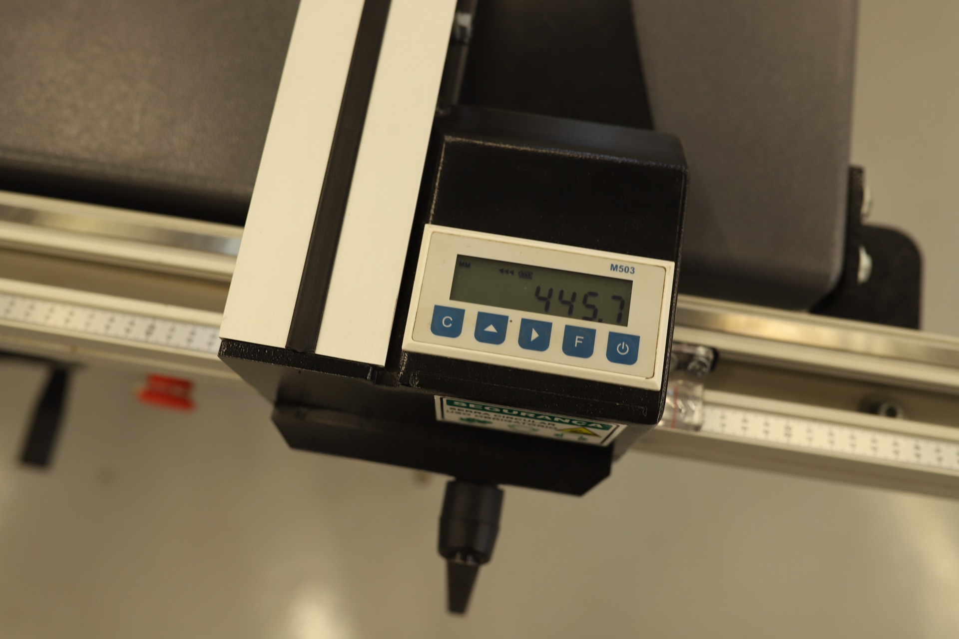 Smartmaq Sm3 Ultra+ — ângulo lateral em estúdio